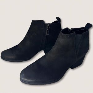 Blondo (6.5) Waterproof Black Ankle Boots- Side Zip, Small Heel, Walking Shoes